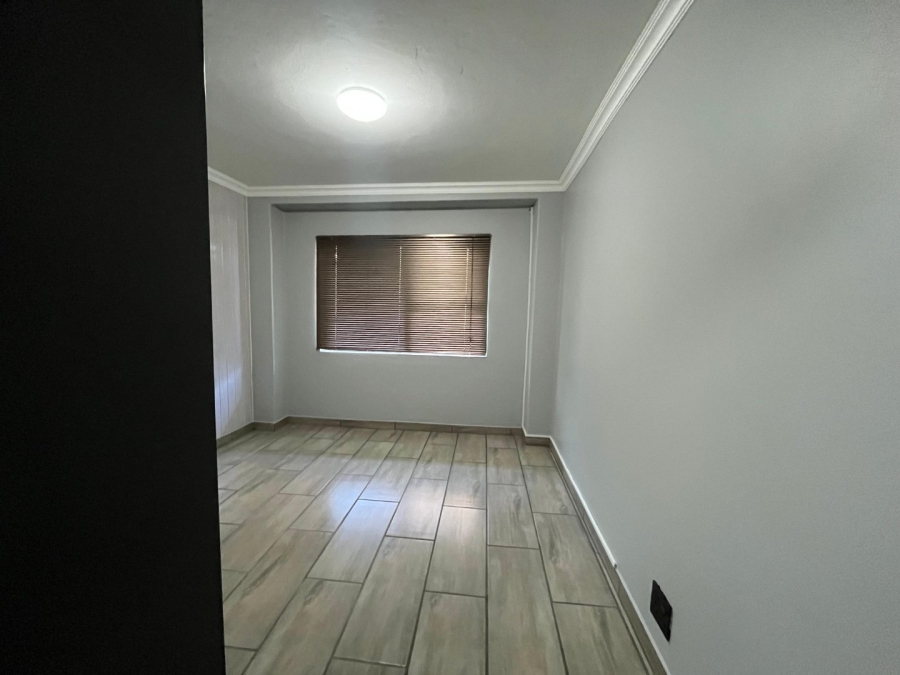 4 Bedroom Property for Sale in Lindequesdrif North West